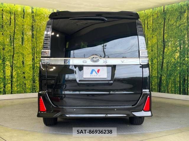 Toyota VOXY 2020-10 337990-16