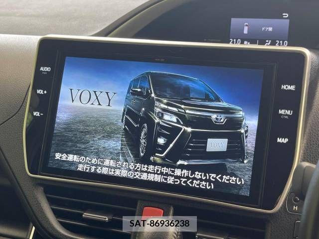 Toyota VOXY 2020-10 337990-2