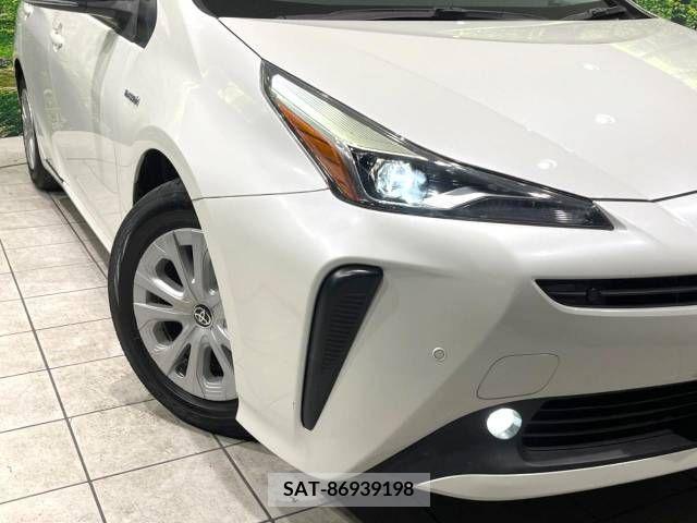 Toyota PRIUS 2019-02 211807-13