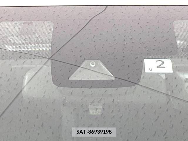 Toyota PRIUS 2019-02 211807-4