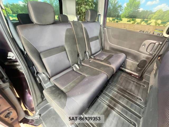 Nissan SERENA 2010-05 284317-9