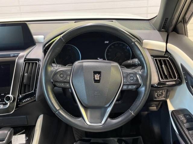Toyota CROWN SEDAN 2018-10 190752-11