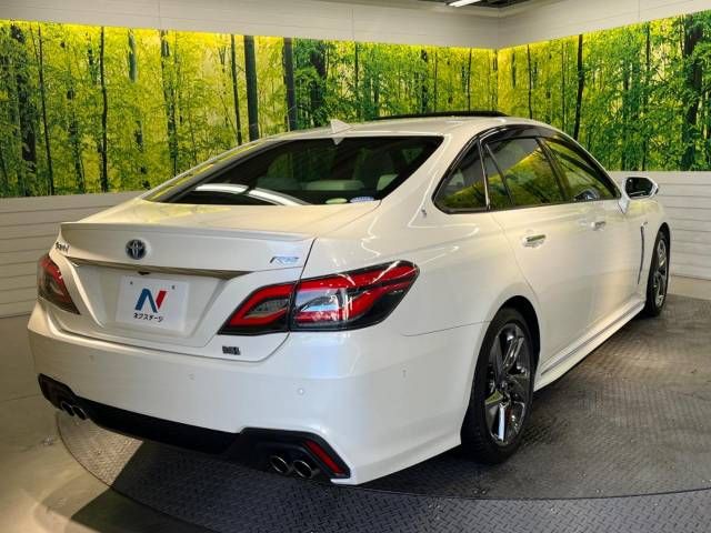 Toyota CROWN SEDAN 2018-10 190752-17