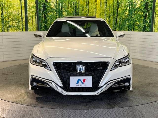 Toyota CROWN SEDAN 2018-10 190752-14