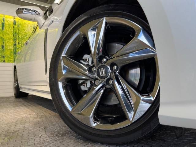 Toyota CROWN SEDAN 2018-10 190752-13
