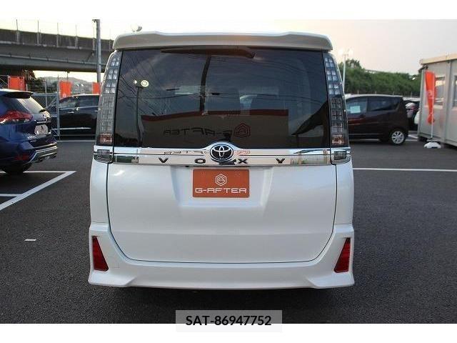 Toyota VOXY 2014-09 347248-7