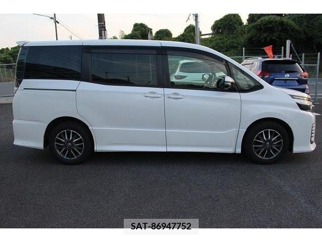 Toyota VOXY 2014-09 347248-6
