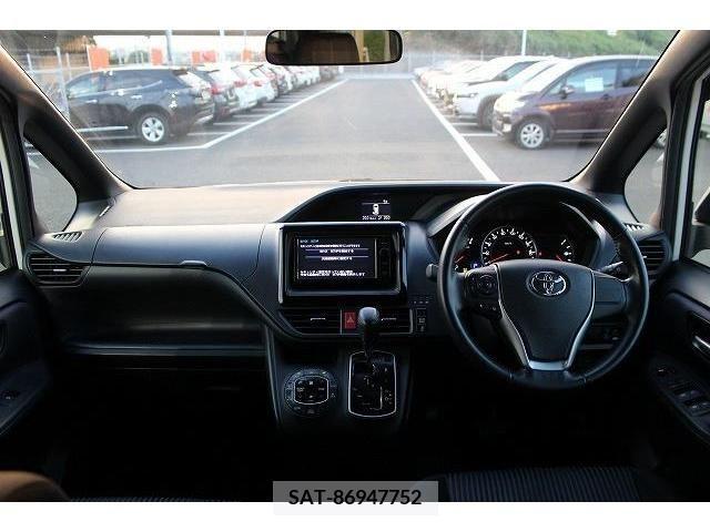 Toyota VOXY 2014-09 347248-15