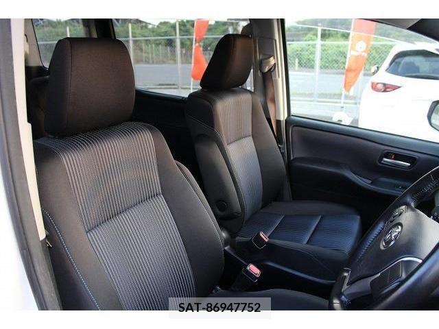 Toyota VOXY 2014-09 347248-12