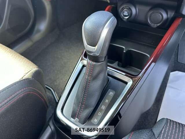 Suzuki SWIFT 2023-05 320844-16