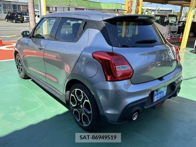Suzuki SWIFT 2023-05 320844-1