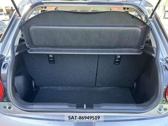 Suzuki SWIFT 2023-05 320844-5
