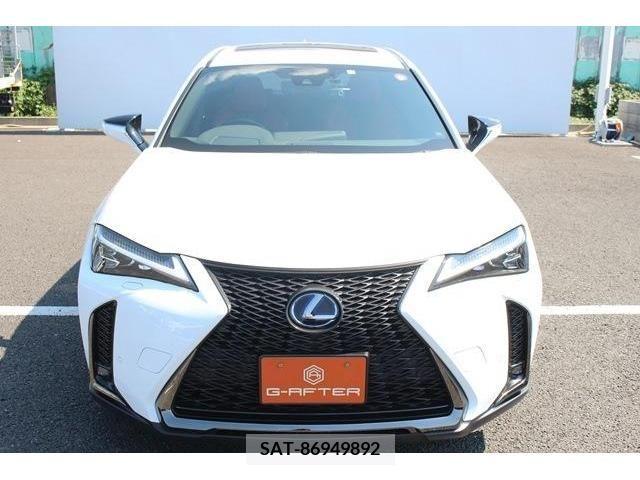 Lexus UX 2019-07 363074-6