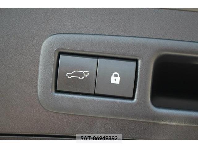 Lexus UX 2019-07 363074-5