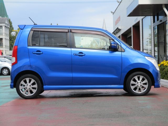 Suzuki WAGON R 2011-08 5411-4
