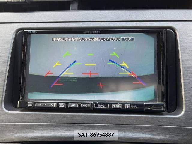 Toyota PRIUS 2012-06 393438-3