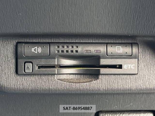 Toyota PRIUS 2012-06 393438-5