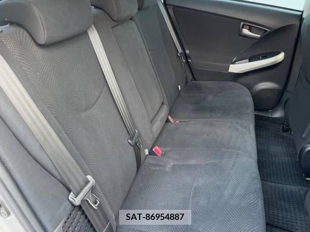 Toyota PRIUS 2012-06 393438-13