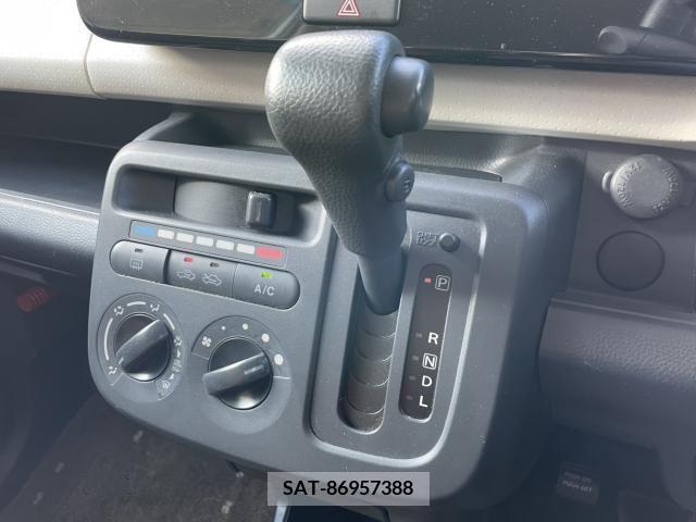 Nissan MOCO 2013-02 257178-21