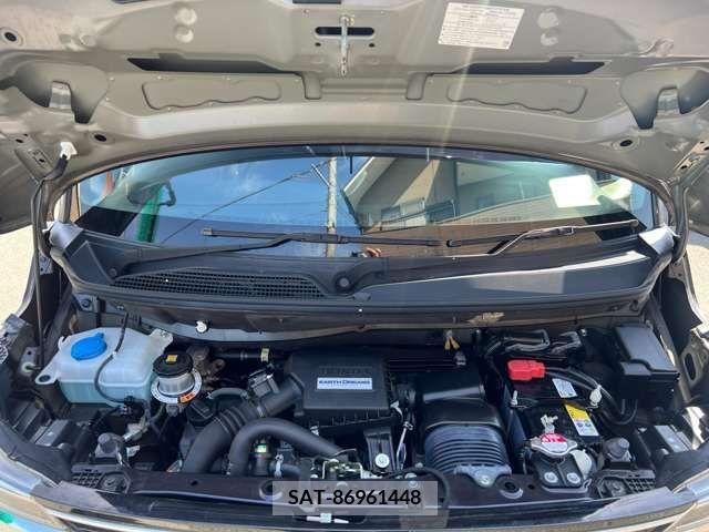 Honda N BOX CUSTOM 2019-04 229052-19