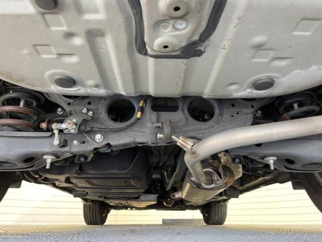 Toyota HARRIER 2014-07 6532-19