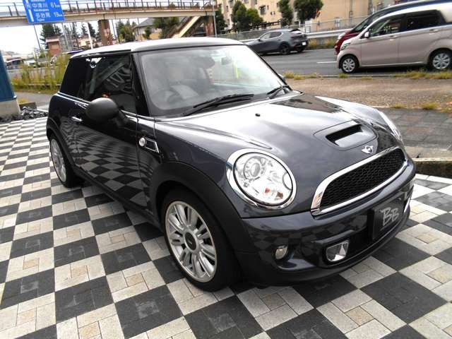 Bmw MINI 2012-05 17563-2
