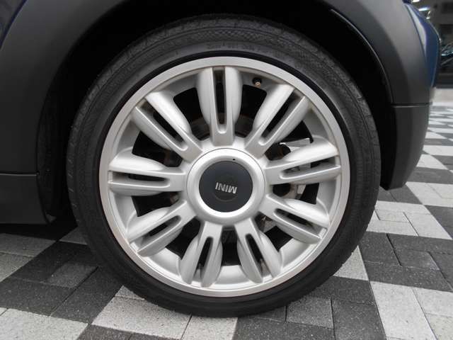 Bmw MINI 2012-05 17563-18