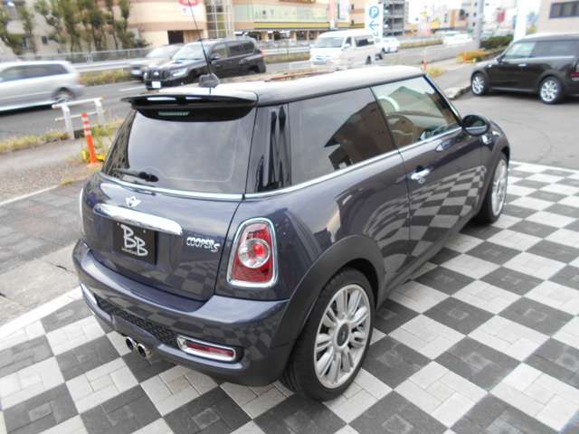 Bmw MINI 2012-05 17563-4