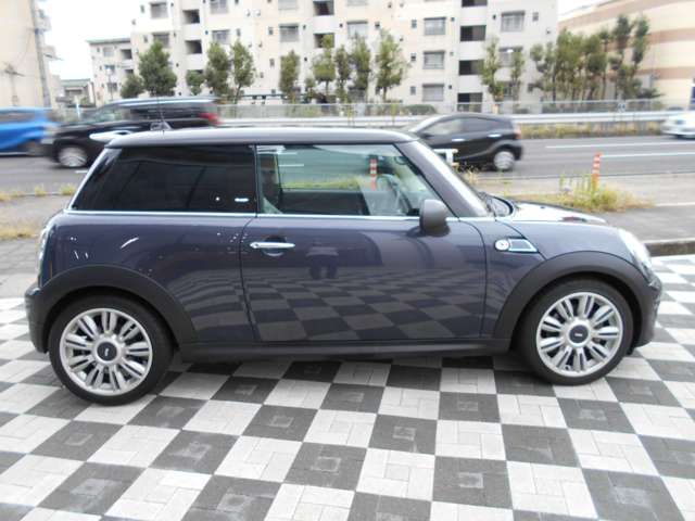 Bmw MINI 2012-05 17563-3