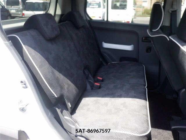 Suzuki HUSTLER 2016-08 350973-7