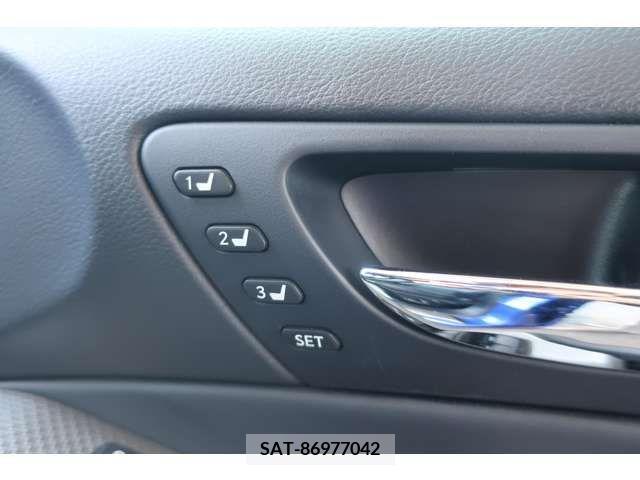 Lexus IS 2013-12 334317-19