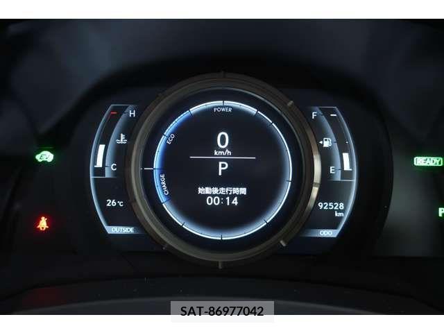 Lexus IS 2013-12 334317-10