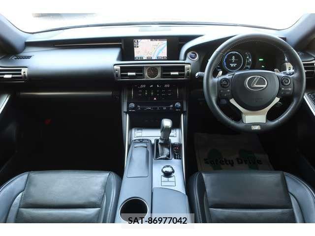 Lexus IS 2013-12 334317-8