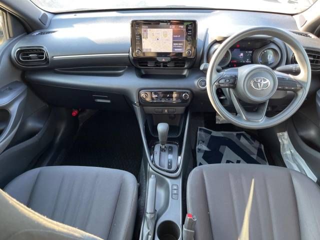 Toyota YARIS 2020-10 22842-1