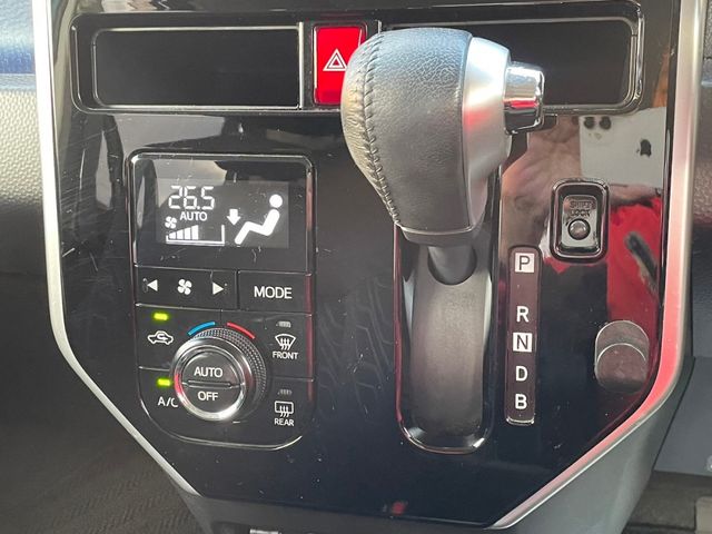 Toyota ROOMY 2017-03 28446-18