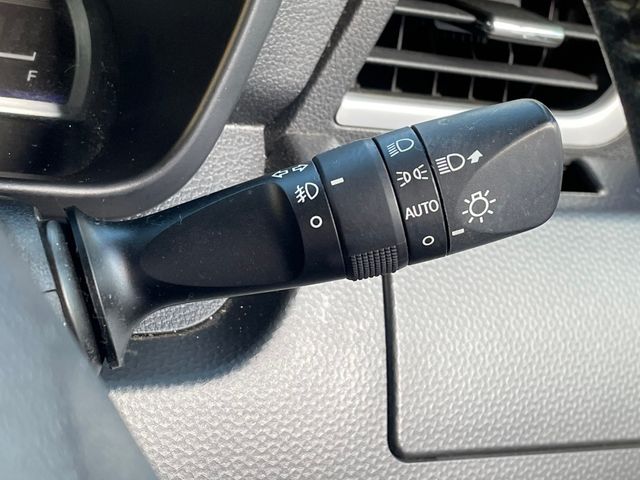Toyota ROOMY 2017-03 28446-22