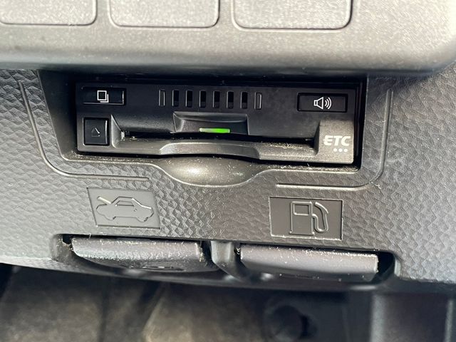Toyota ROOMY 2017-03 28446-24