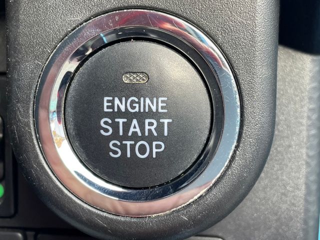 Toyota ROOMY 2017-03 28446-25