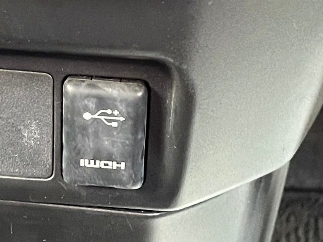 Toyota ROOMY 2017-03 28446-27