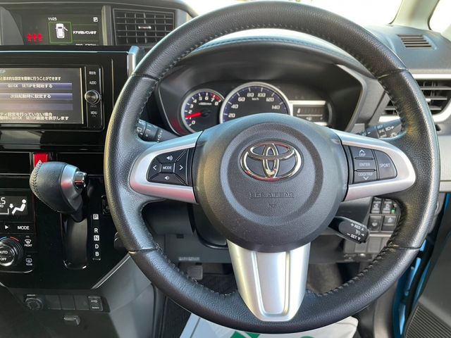 Toyota ROOMY 2017-03 28446-1