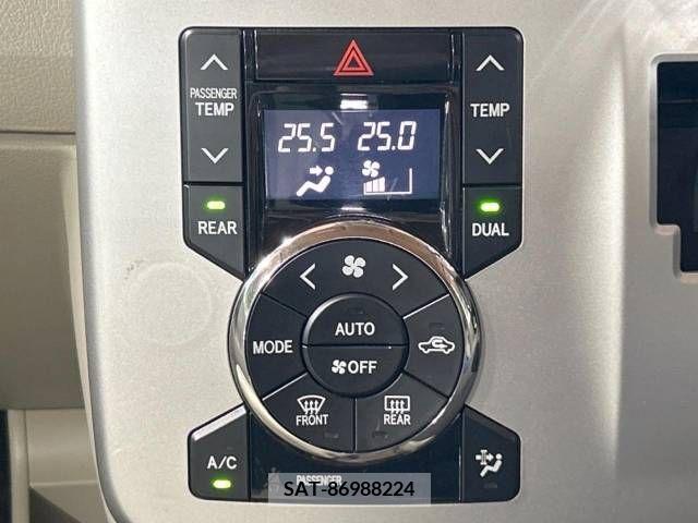 Toyota NOAH 2010-05 392830-7