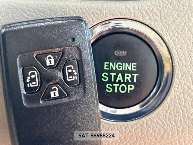 Toyota NOAH 2010-05 392830-4