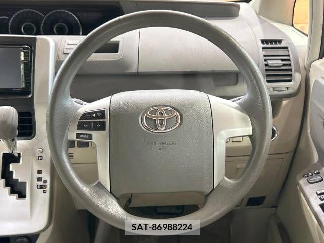 Toyota NOAH 2010-05 392830-12