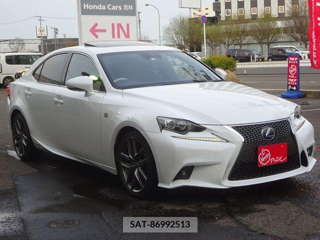 Lexus IS 2014-03 228268-3
