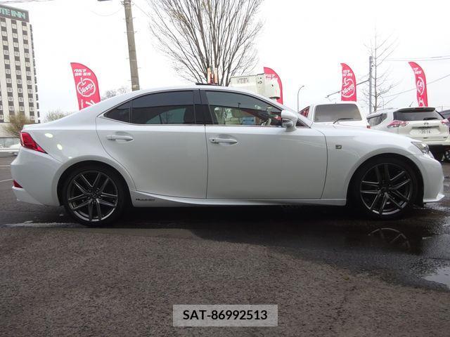 Lexus IS 2014-03 228268-7