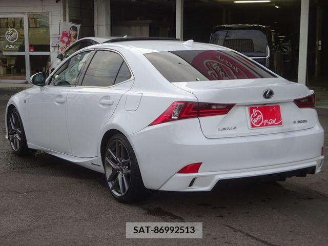 Lexus IS 2014-03 228268-4