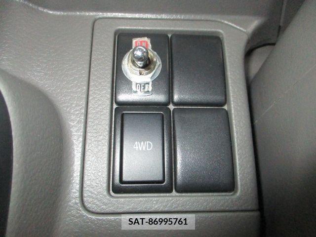 Mazda SCRUM VAN 2020-04 382955-9
