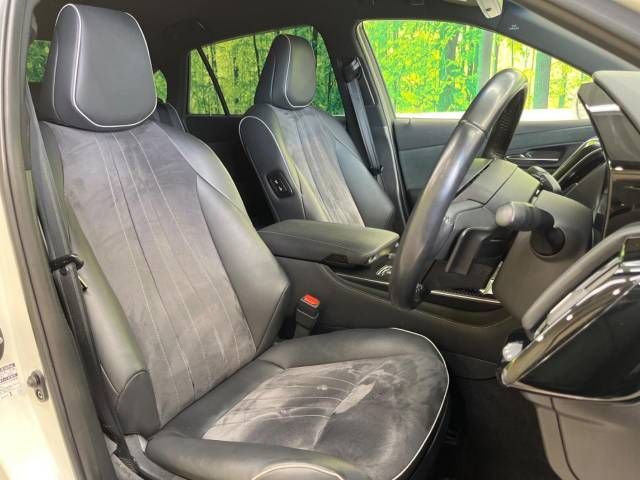 Toyota CROWN SEDAN 2018-06 194790-8