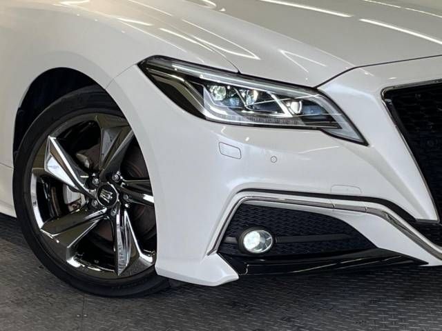 Toyota CROWN SEDAN 2018-06 194790-12