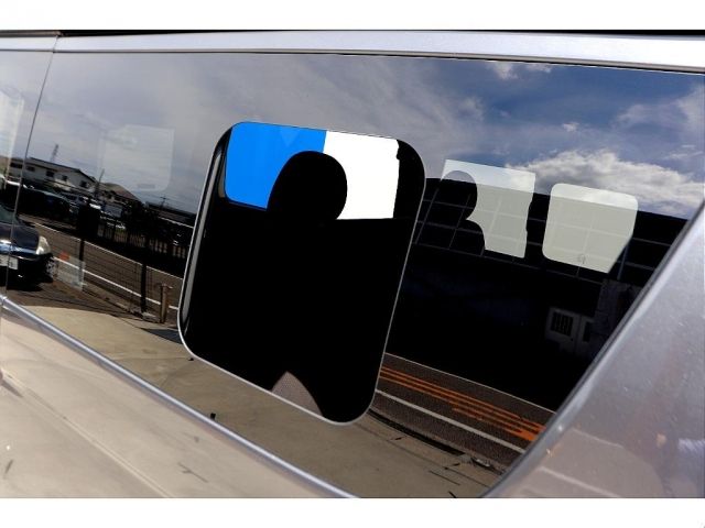 Toyota HIACE VAN 2017-01 11866-9